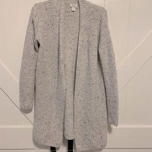 Super stylish sweater cardigan! 💙